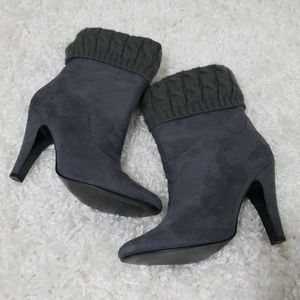 **SOLD**Sweater Heel Boots